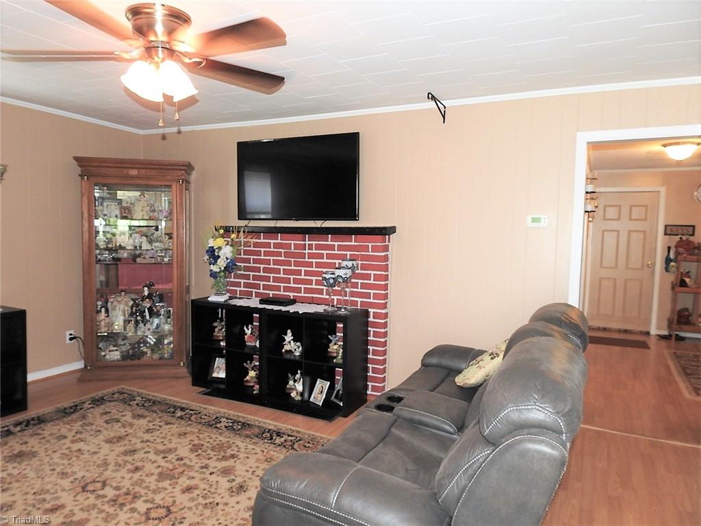 725 Benham Church Road Elkin, NC 28621 - Photo 5 of 15 Gallery Image 5