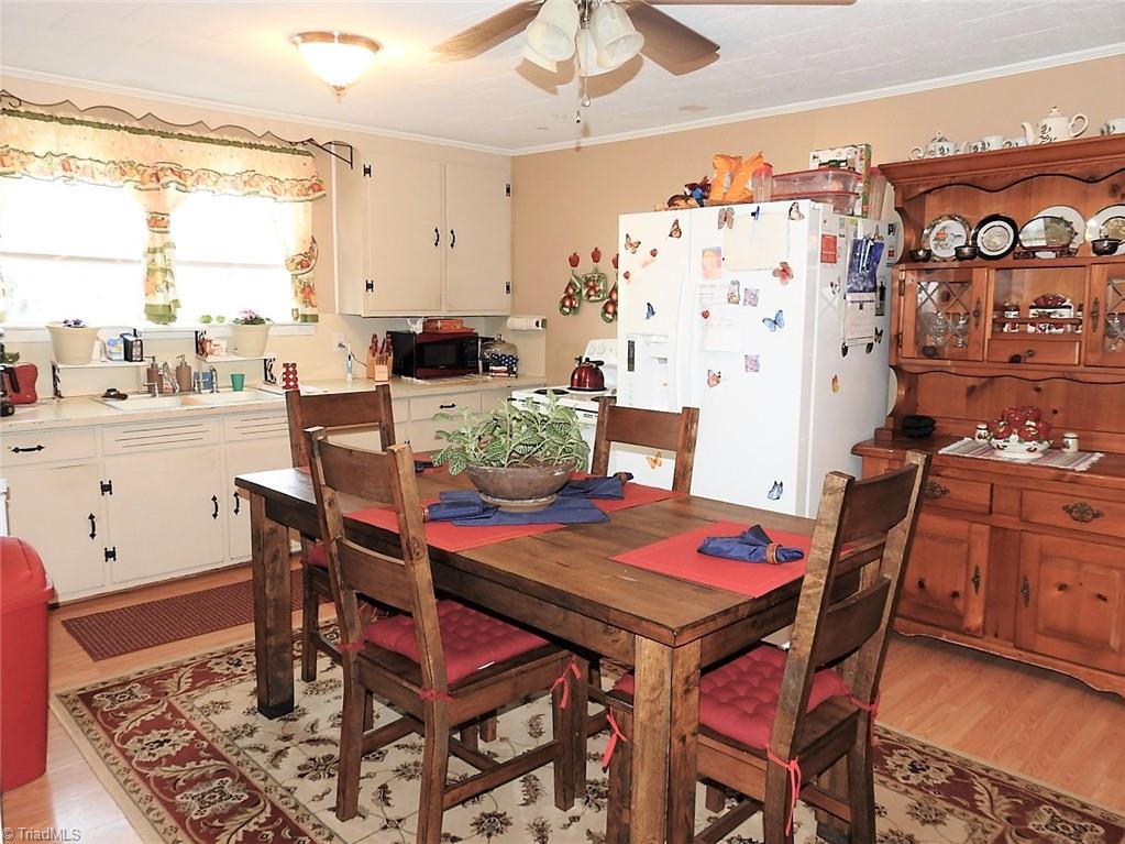 725 Benham Church Road Elkin, NC 28621 - Photo 7 of 15 Gallery Image 7