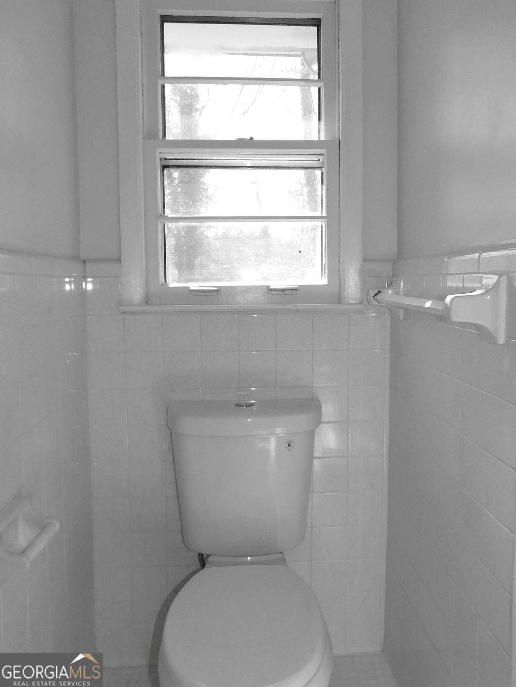 4371 Aldergate Drive Decatur, GA 30035 - Photo 24 of 37 a bathroom with a toilet