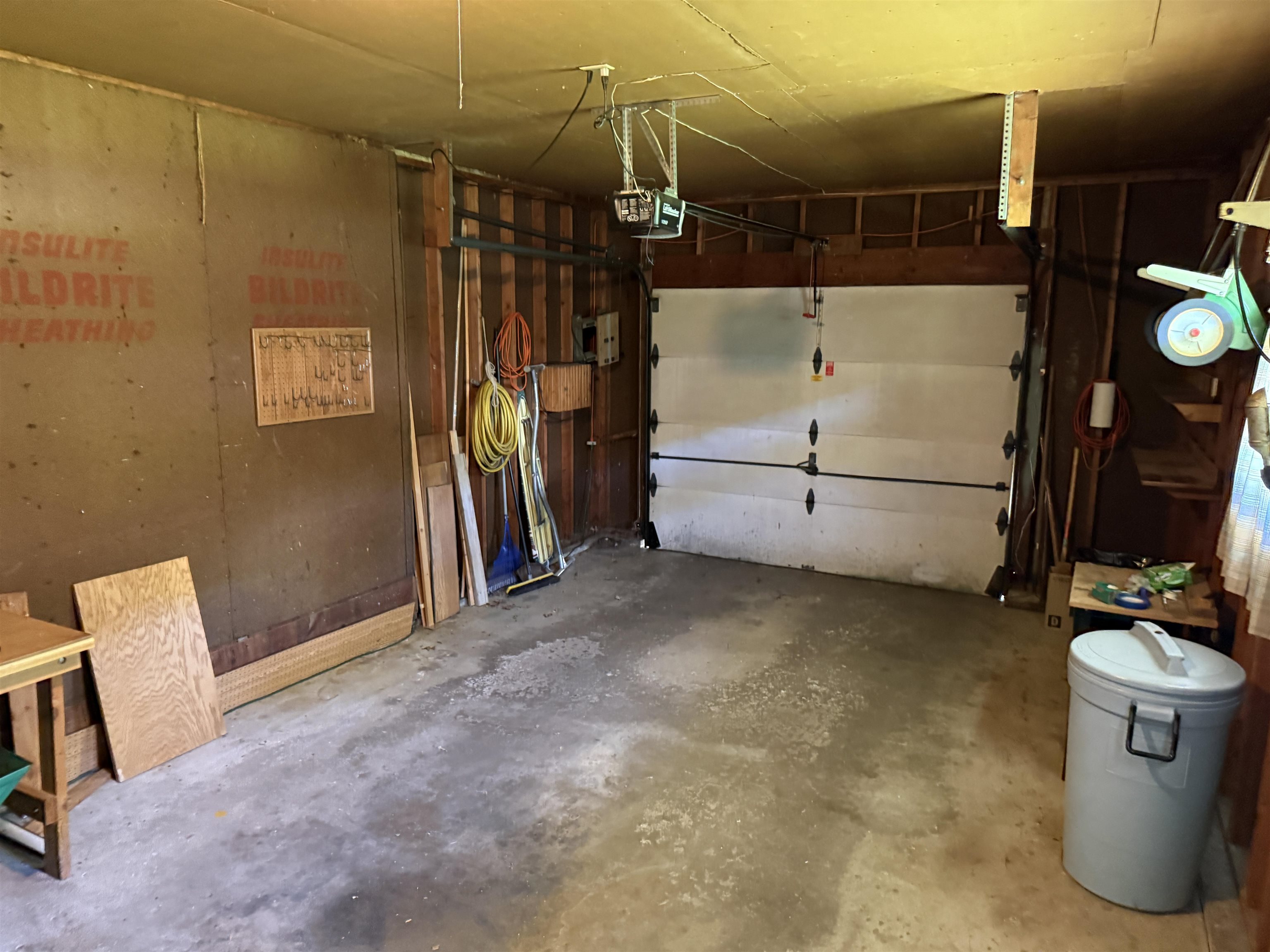 1894 North Ridge Drive Freeport, IL 61032 - Photo 17 of 25
