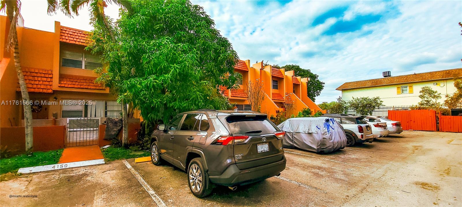 4163 Northwest 19th St Unit 4163  