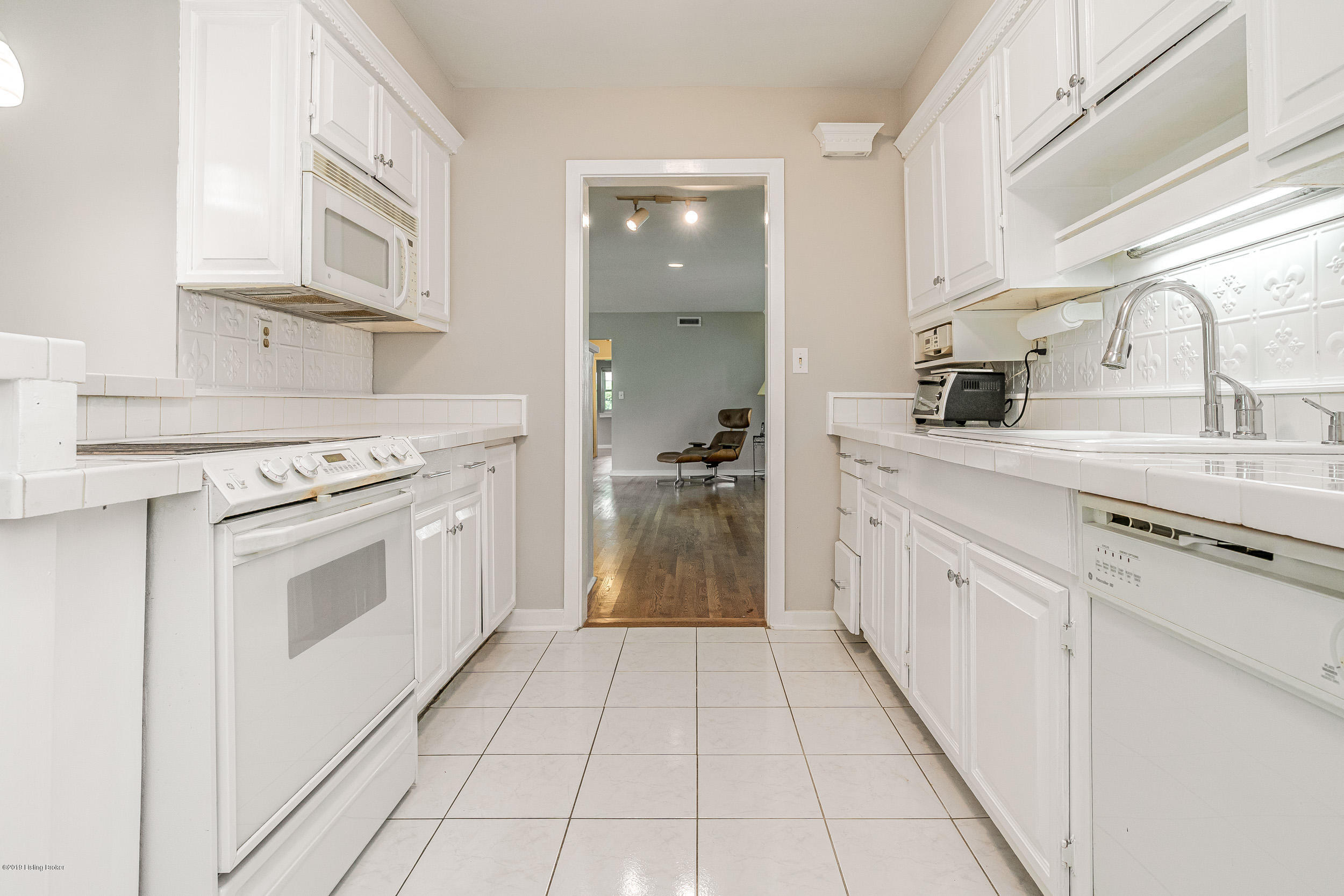 2177 Millvale Road Louisville, KY 40205 - Photo 13 of 30 2177 Millvale Road-13