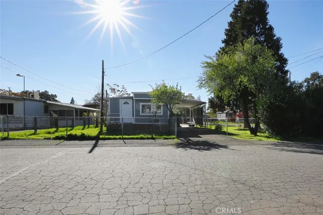 $129,950 | 13075 3rd Street, Clearlake Oaks, CA 95423