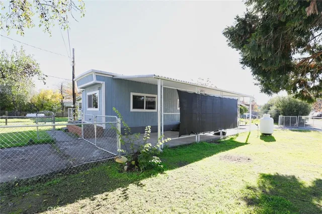 $129,950 | 13075 3rd Street, Clearlake Oaks, CA 95423