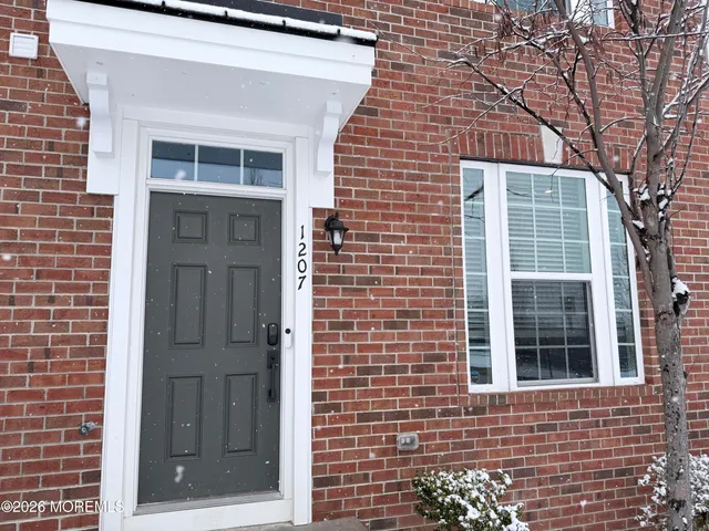 $549,900 | 1207 English Lane, Unit 1207, Parlin, NJ 08859