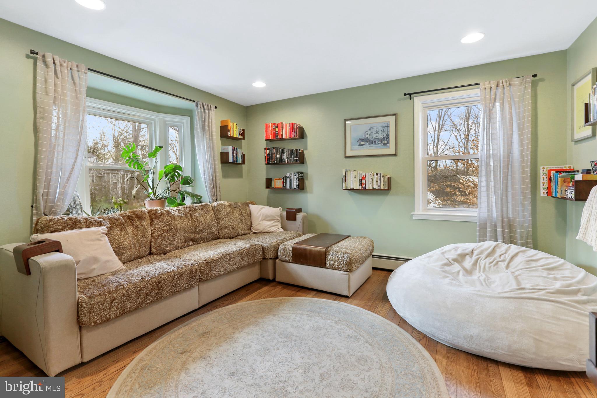 5727 Ranny Road Baltimore, MD 21209 - Photo 3 of 34