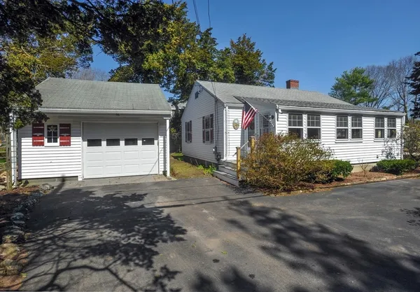 $570,000 | 56 Lincoln Avenue, Marshfield, MA 02050