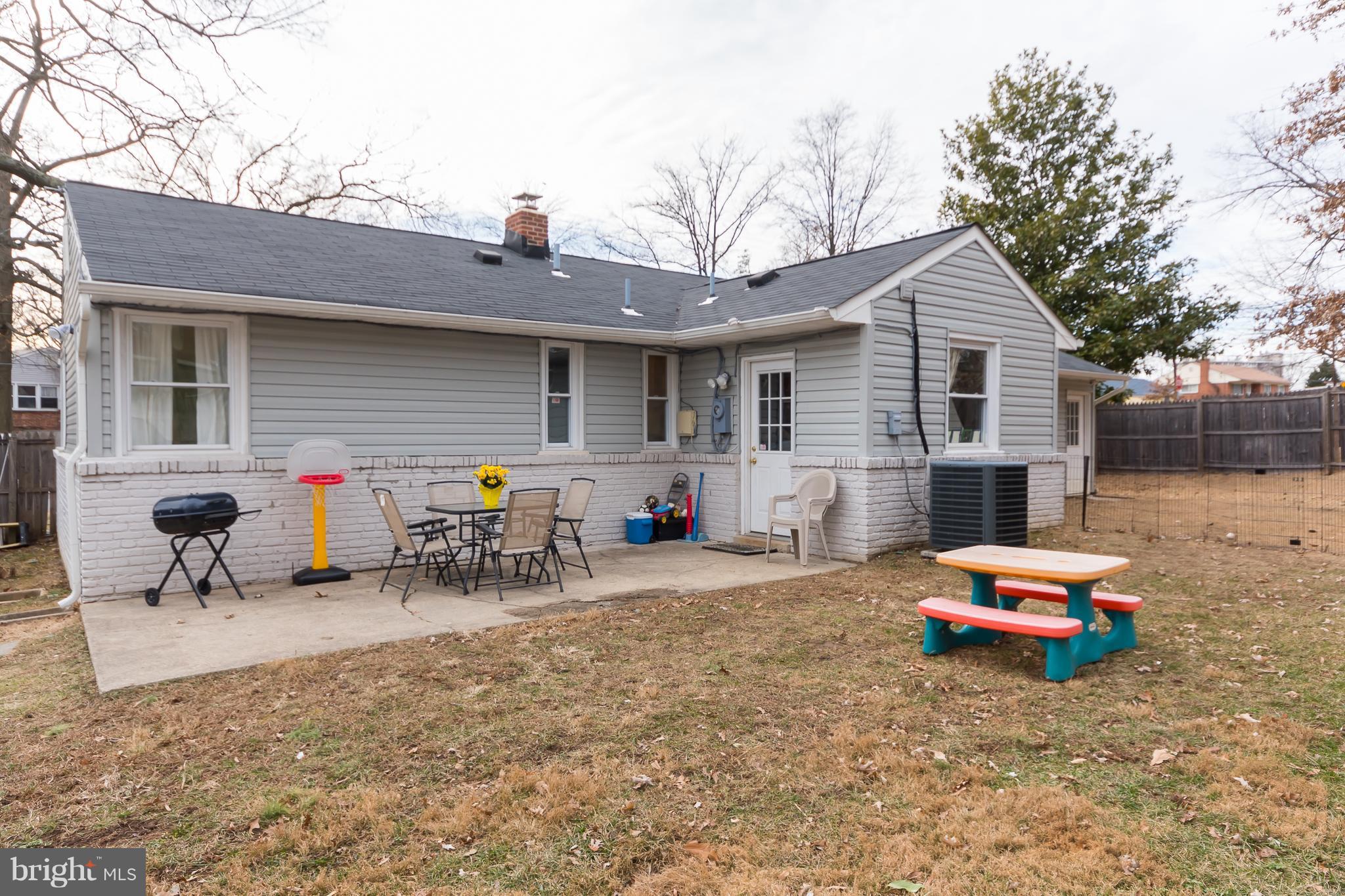 1108 Quebec Street Silver Spring, MD 20903 - Photo 21 of 25 Exterior (Rear)