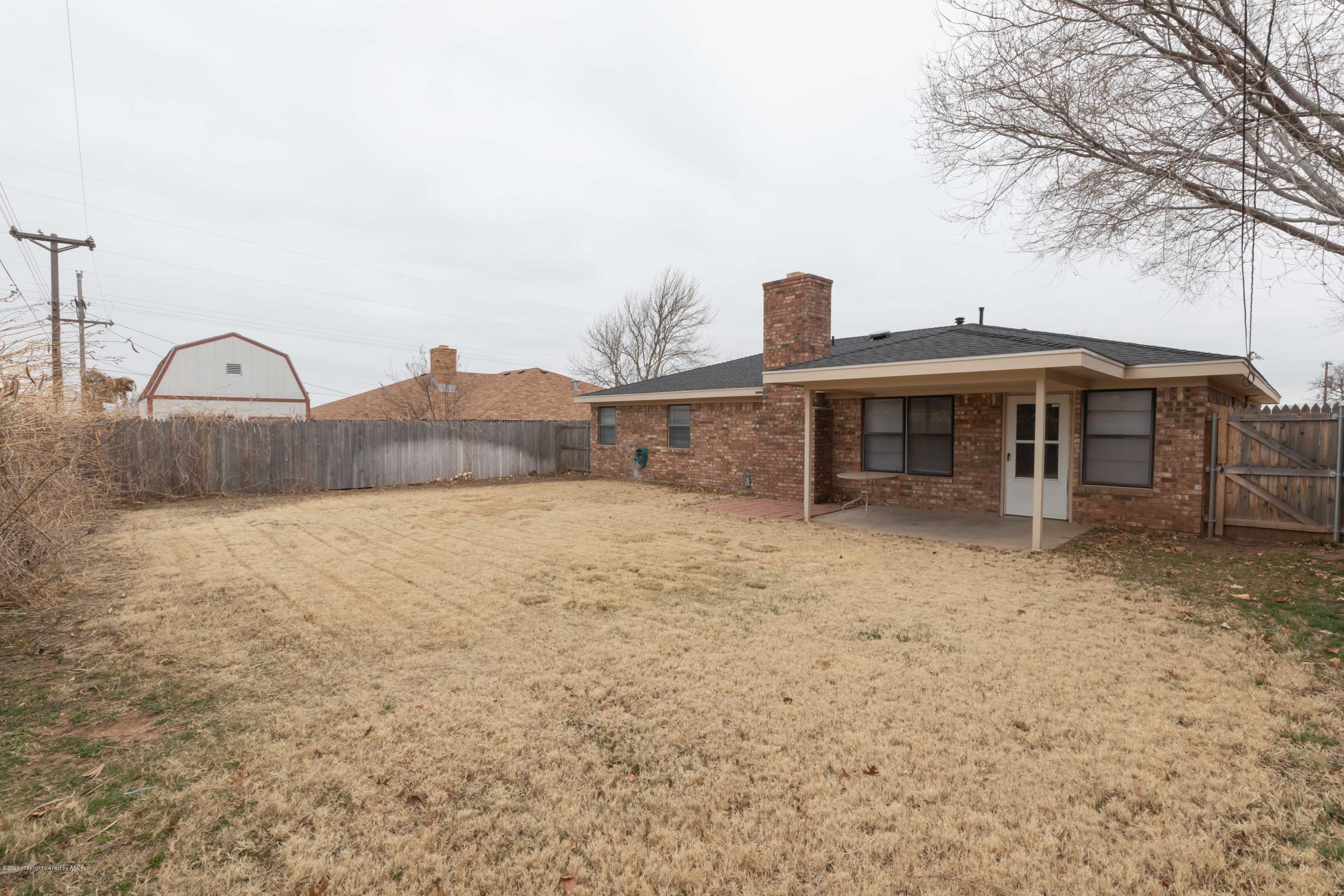 5719 South Fannin Street Amarillo, TX 79110 - Photo 38 of 39 BACKYARD VIEW 1