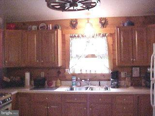 960 Texter Mountain Road Robesonia, PA 19551 - Photo 3 of 5 Gallery Image 3