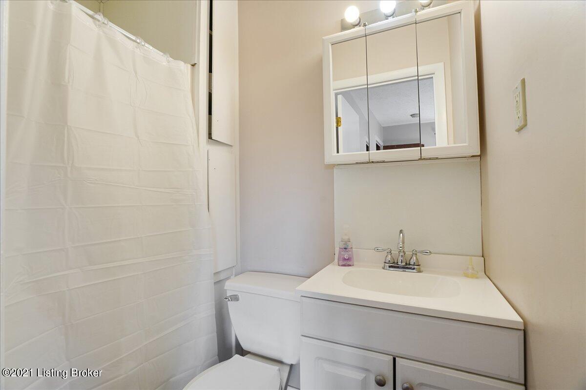 5284 Julia Road Louisville, KY 40258 - Photo 31 of 38 31-5284-31