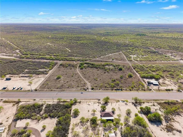 $500,000 | 3020 Highway 83, Roma, TX 78584