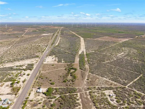 $500,000 | 3020 Highway 83, Roma, TX 78584