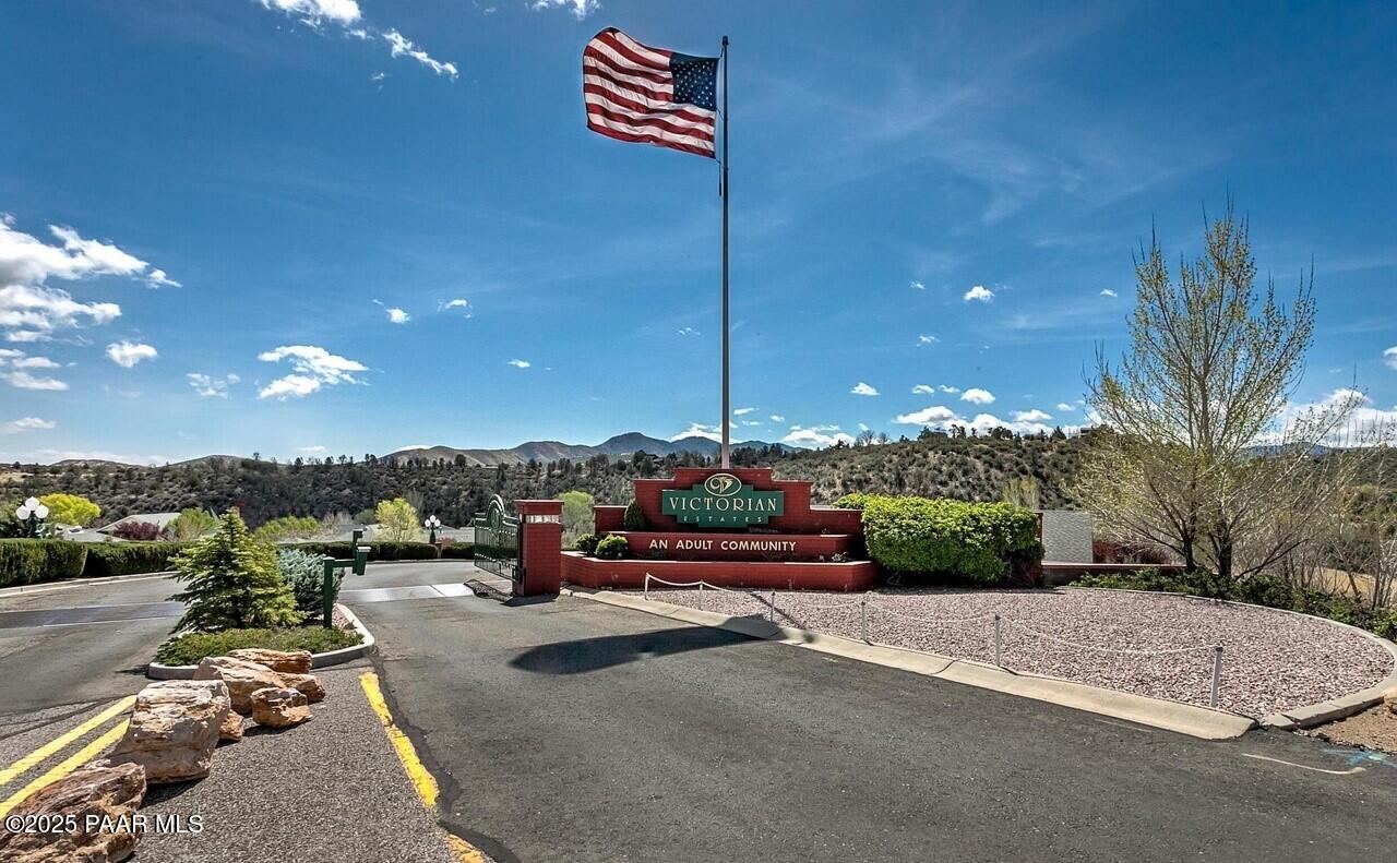 1928 Vine Road Prescott Valley, AZ 86314 - Photo 2 of 43 V-Estates Entry