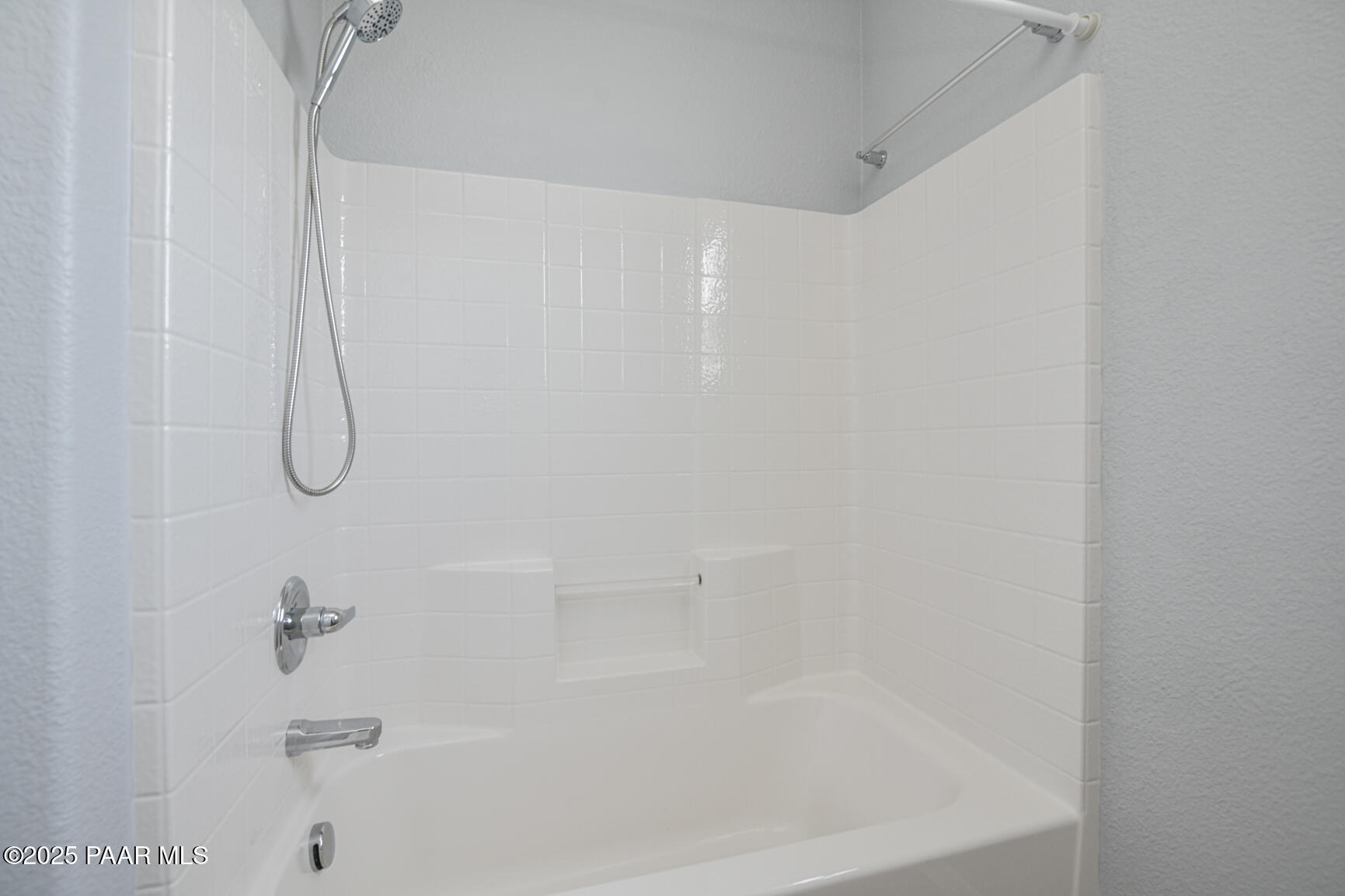 1928 Vine Road Prescott Valley, AZ 86314 - Photo 26 of 43 Hall bath
