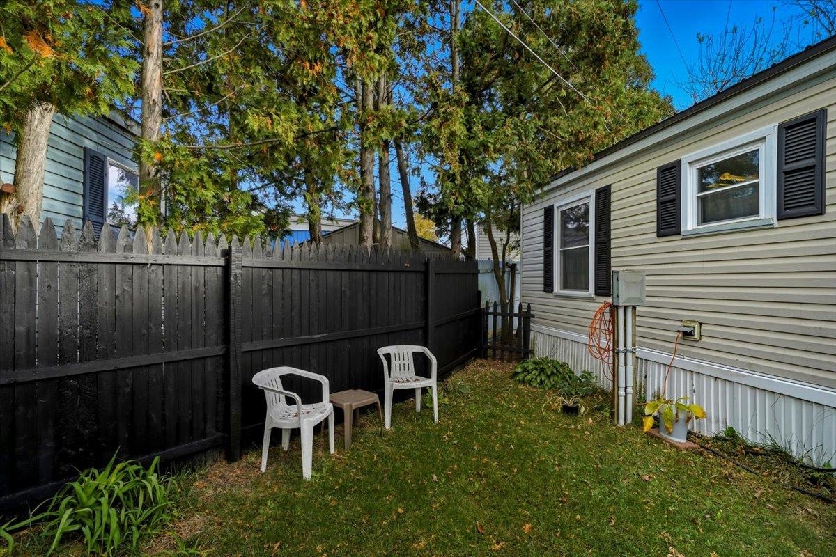 44 2nd Street Colchester, VT 05446 - Photo 29 of 34