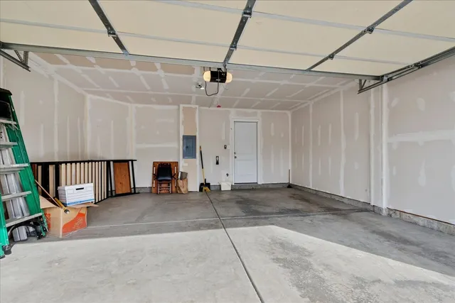 $338,000 | 1293 West Lake Drive, Cary, IL 60013