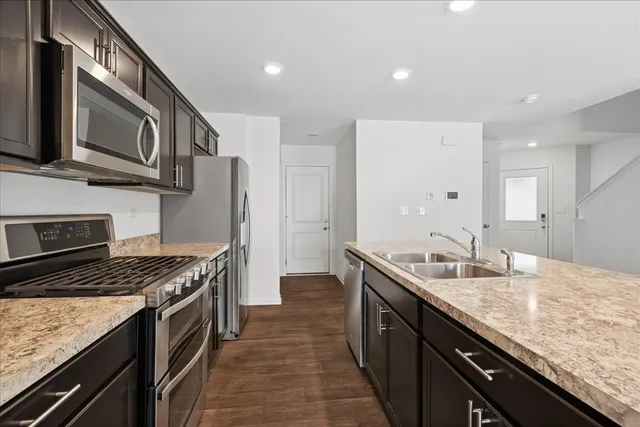 $338,000 | 1293 West Lake Drive, Cary, IL 60013