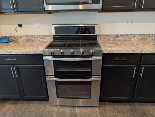 $338,000 | 1293 West Lake Drive, Cary, IL 60013