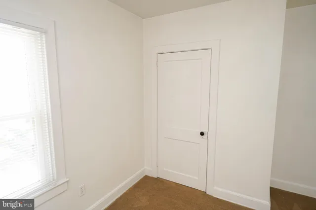 $1,200 | 611 Locust Street, Unit B, Cambridge, MD 21613