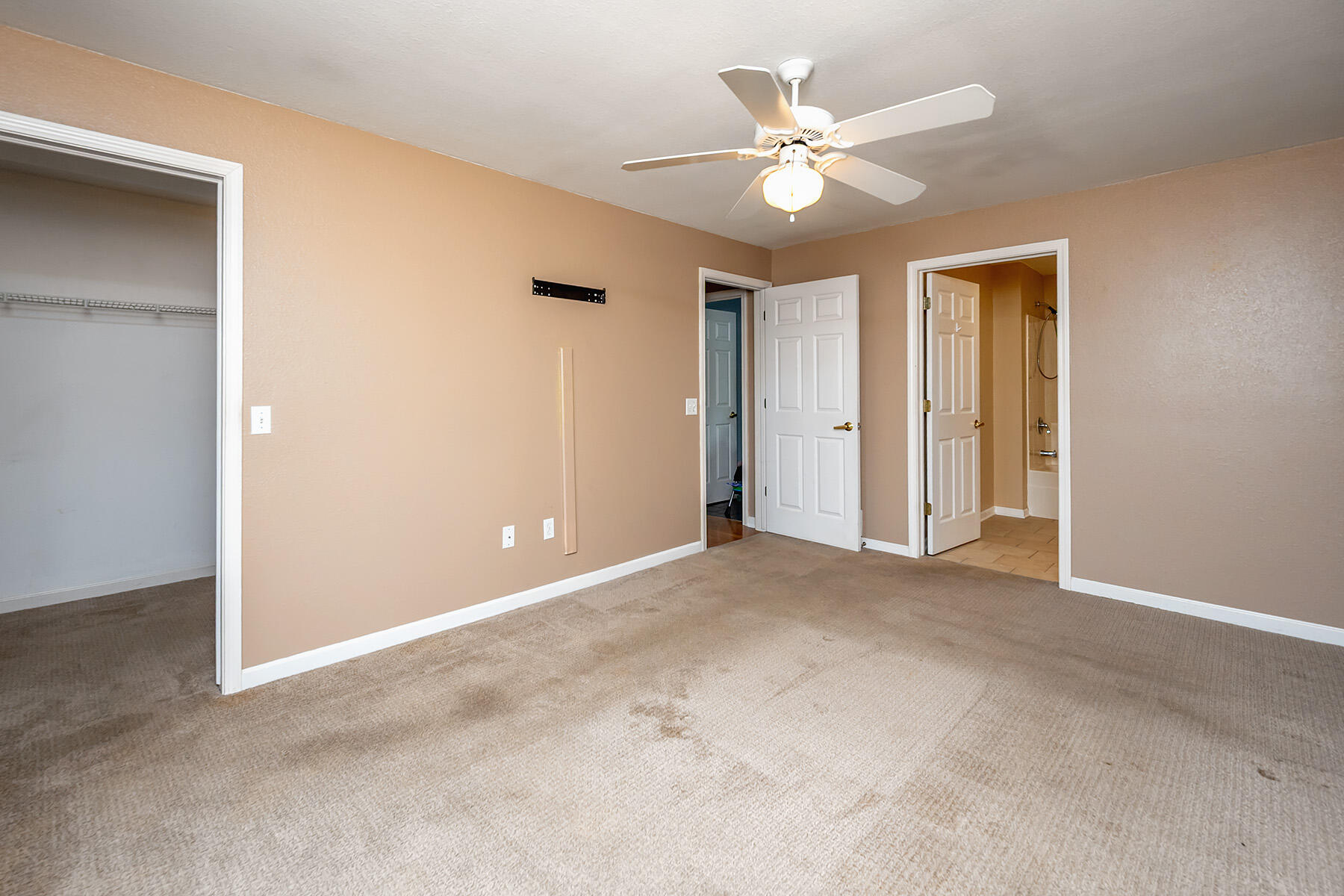 N16W26587 East Fieldhack Drive, Unit E Pewaukee, WI 53072 - Photo 22 of 47 FieldHack_021