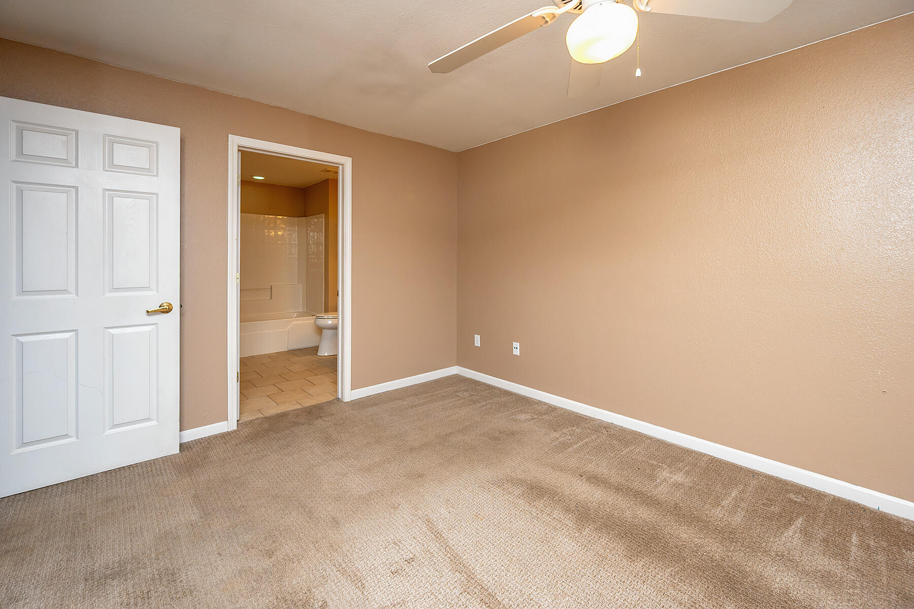 N16W26587 East Fieldhack Drive, Unit E Pewaukee, WI 53072 - Photo 23 of 47 FieldHack_022