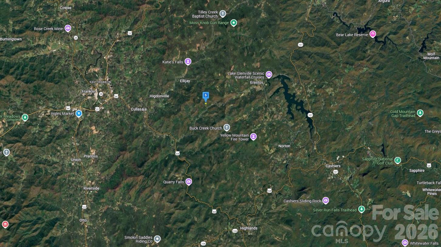 510 Stiwinter Mountain Road Franklin, NC 28734 - Photo 4 of 5 a partial view of a house