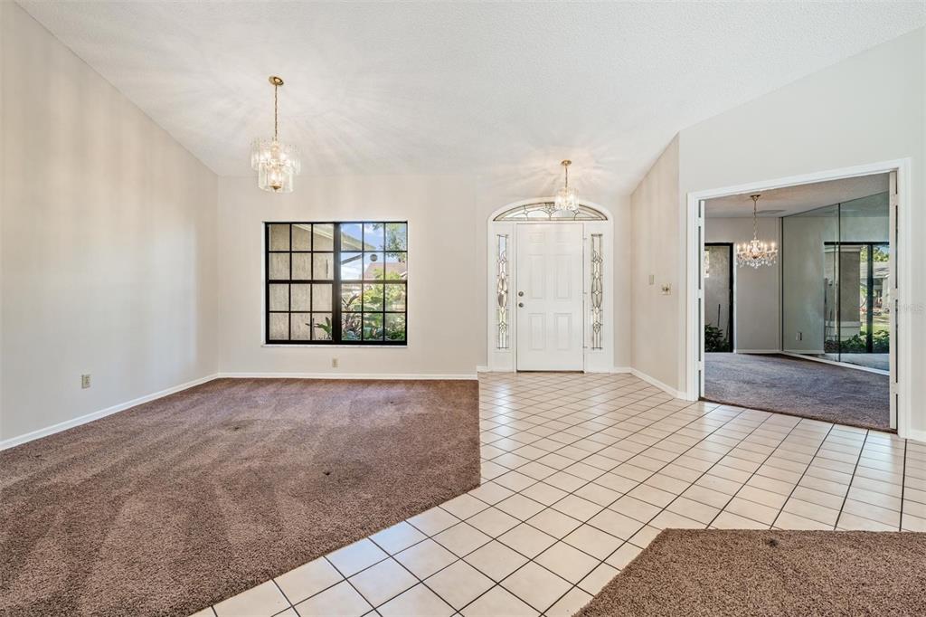 3911 Lithia Ridge Boulevard Valrico, FL 33596 - Photo 13 of 44