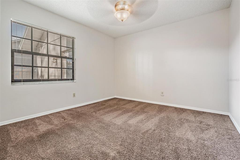 3911 Lithia Ridge Boulevard Valrico, FL 33596 - Photo 35 of 44