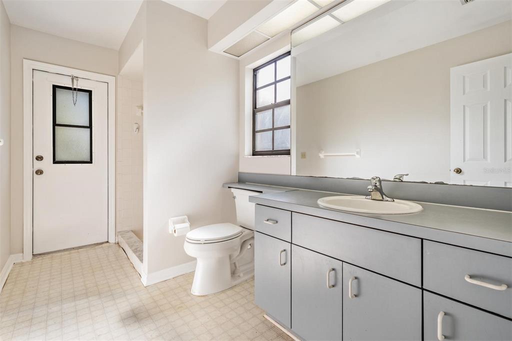 3911 Lithia Ridge Boulevard Valrico, FL 33596 - Photo 37 of 44