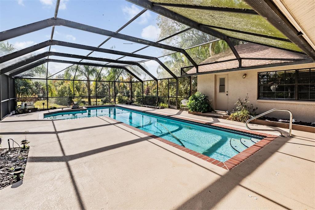 3911 Lithia Ridge Boulevard Valrico, FL 33596 - Photo 41 of 44