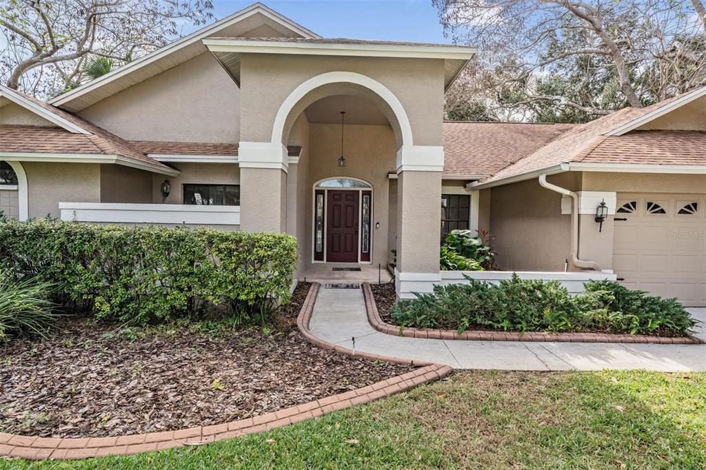 3911 Lithia Ridge Boulevard Valrico, FL 33596 - Photo 10 of 44