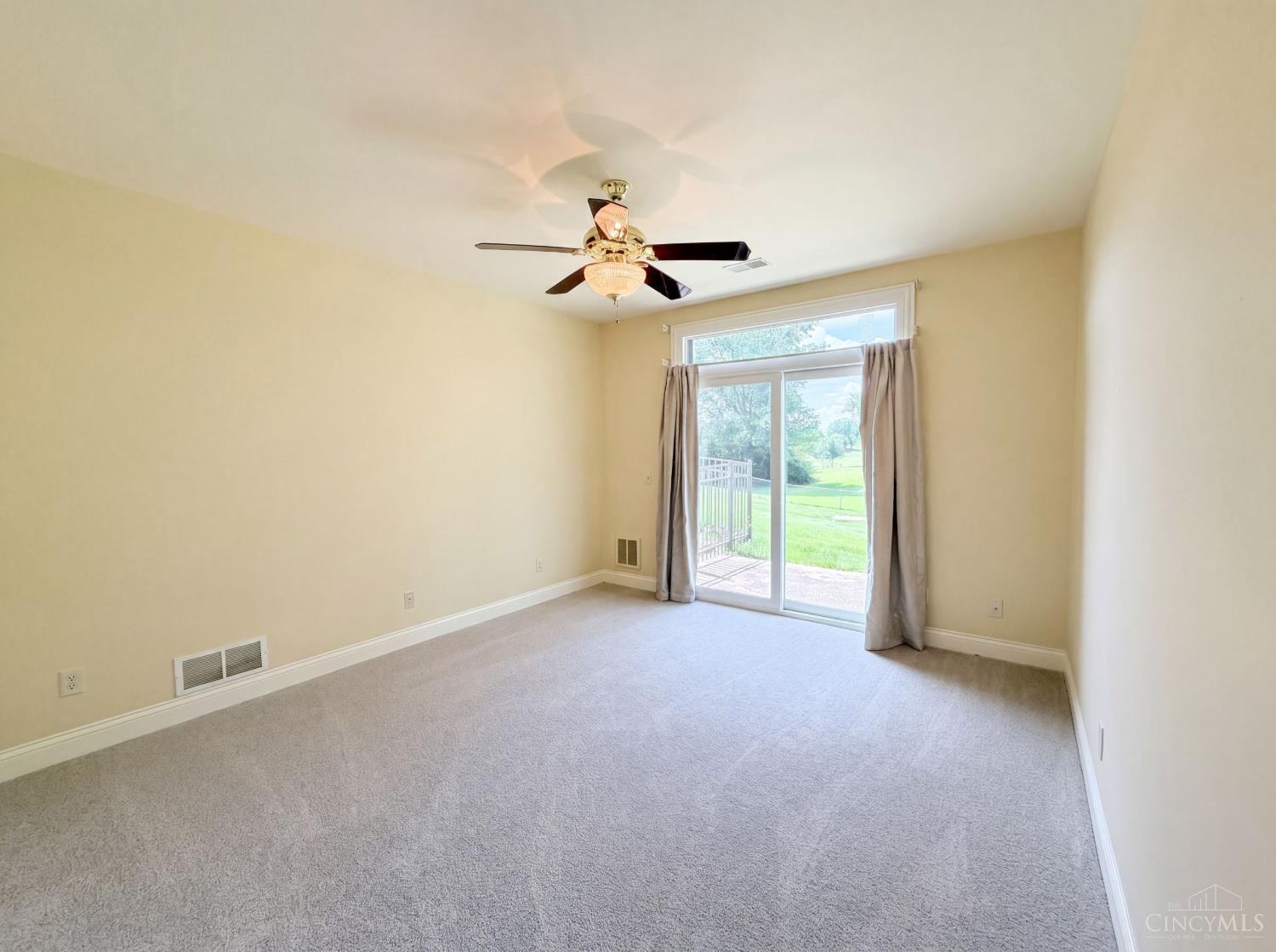 7087 Bridgetown Road Cincinnati, OH 45248 - Photo 20 of 35