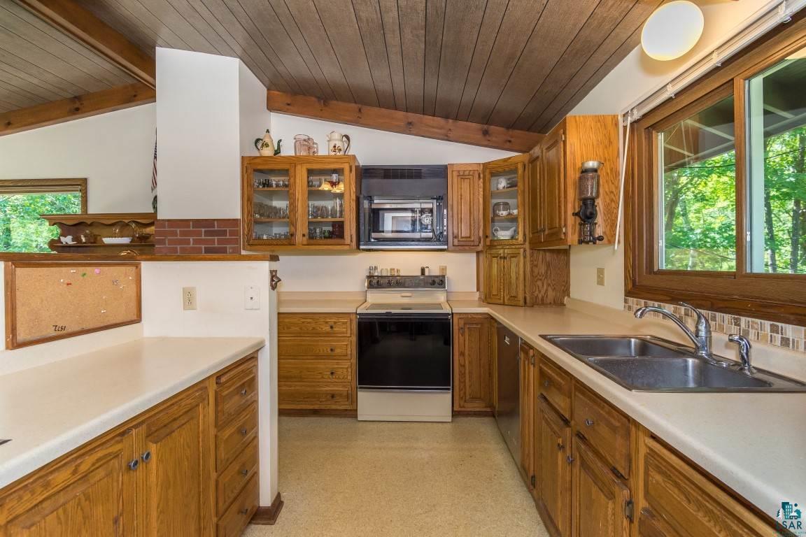 114 Pleasant View Road Duluth, MN 55803 - Photo 9 of 18