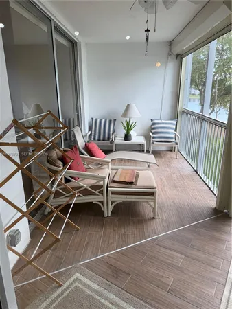 $1,800 | 2940 North Course Drive, Unit 305, Pompano Beach, FL 33069