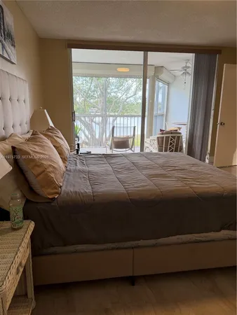 $1,800 | 2940 North Course Drive, Unit 305, Pompano Beach, FL 33069