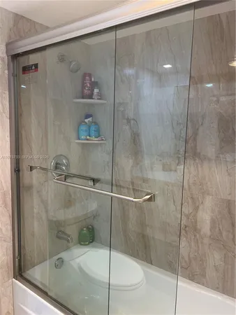 $1,800 | 2940 North Course Drive, Unit 305, Pompano Beach, FL 33069