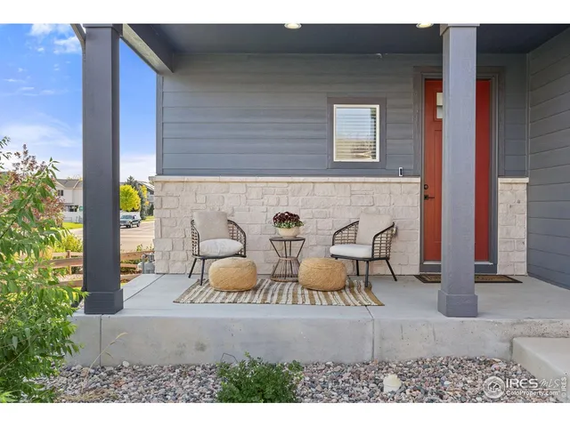 a view of outdoor space yard and patio