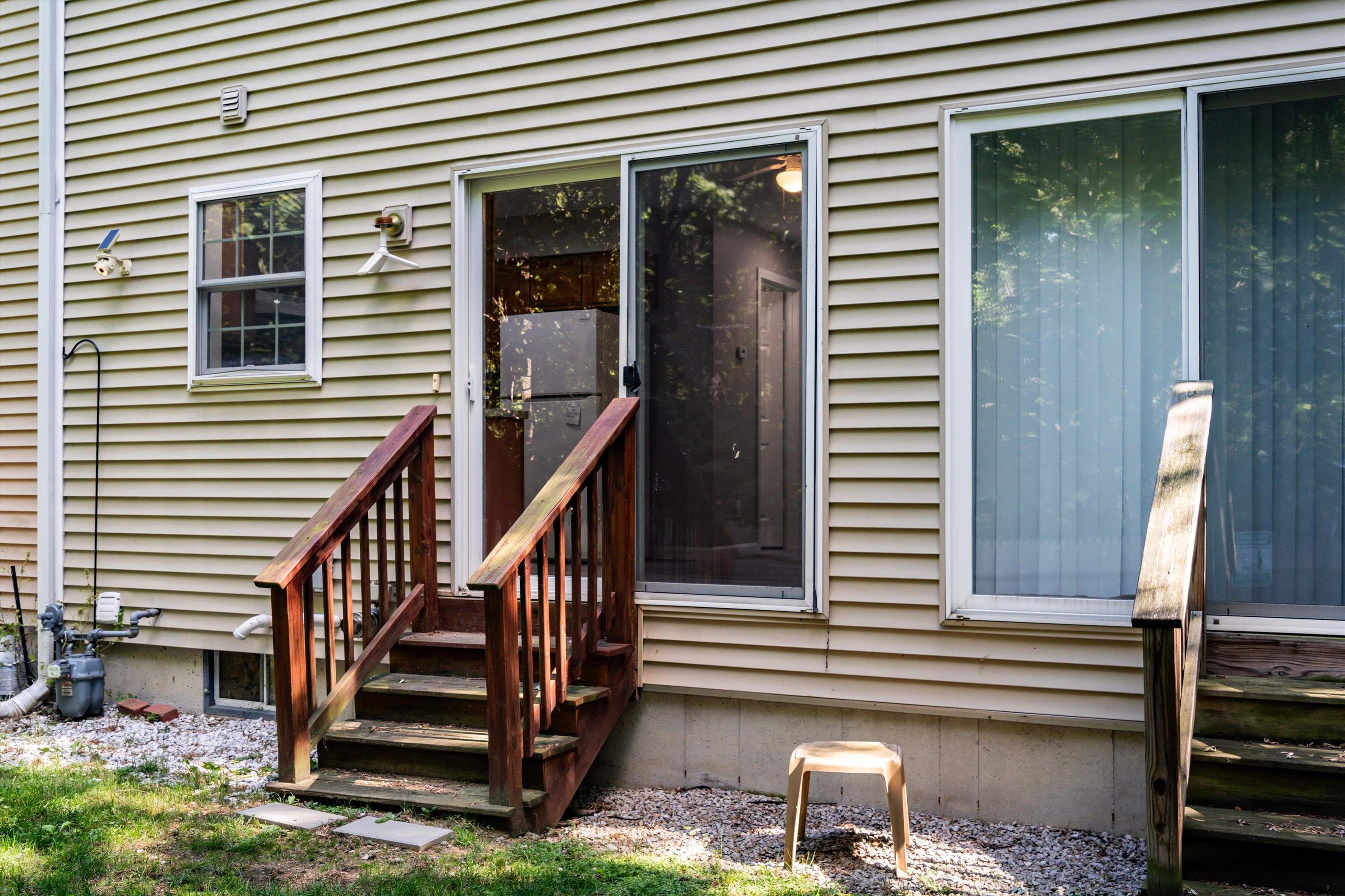 49 Harvell Street, Unit 9 Manchester, NH 03102 - Photo 16 of 19