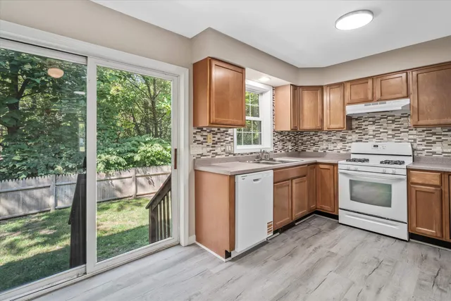 $300,000 | 49 Harvell Street, Unit 9, Manchester, NH 03102