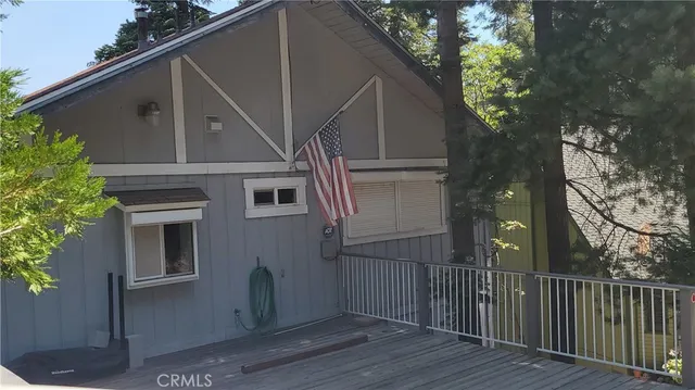 $425,000 | 24722 Bernard Drive, Crestline, CA 92325