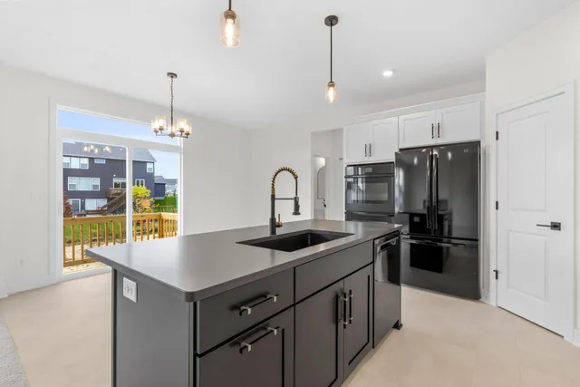 $569,000 | 3324 Hollace Court, Jenison, MI 49428