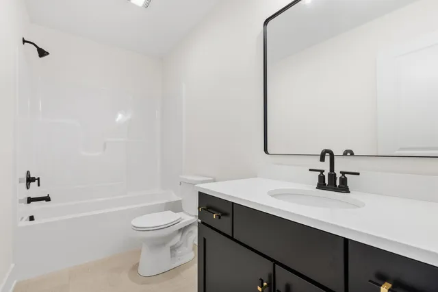 $569,000 | 3324 Hollace Court, Jenison, MI 49428