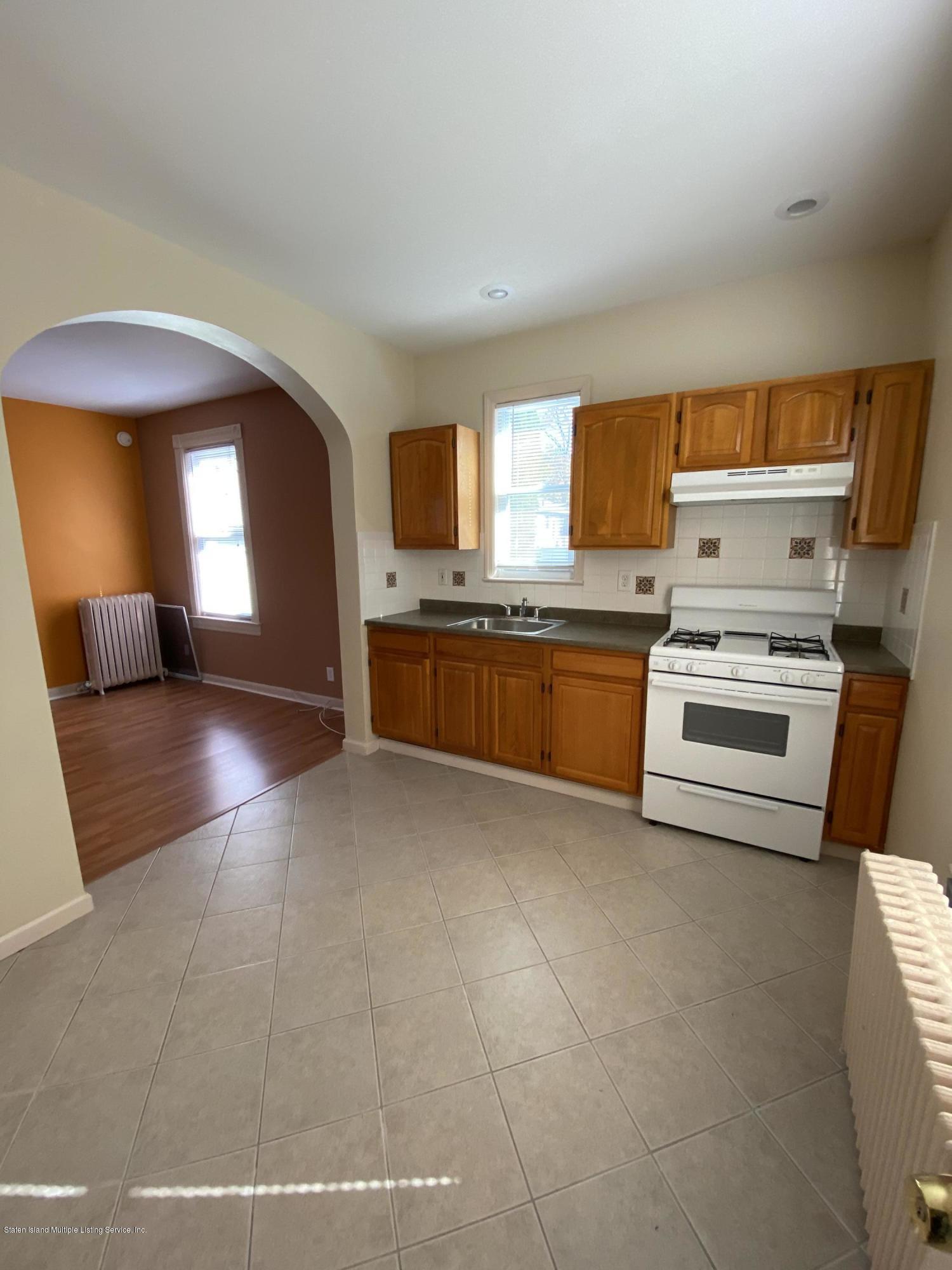 26 Fingerboard Road Staten Island, NY 10305 - Photo 8 of 12 IMG-7724