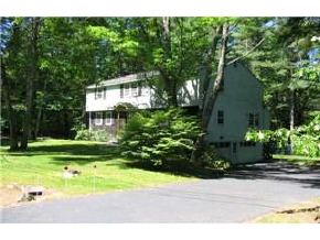 8 Cutts Road Durham, NH 03824 - Photo 2 of 5
