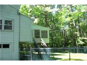 8 Cutts Road Durham, NH 03824 - Photo 4 of 5