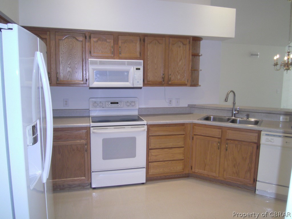 104 Pond View Road, Unit 104 Yorktown, VA 23692 - Photo 7 of 30 Gallery Image 7