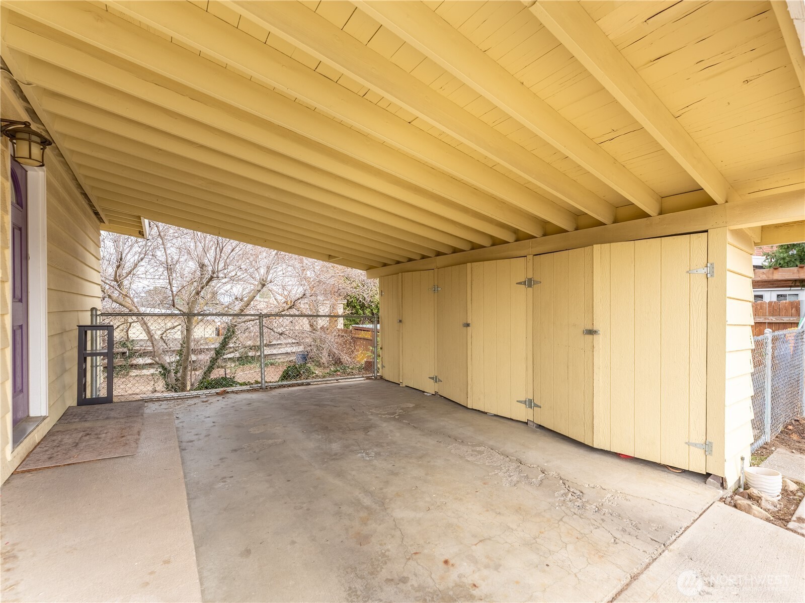 625 Lambert Street Wenatchee, WA 98801 - Photo 2 of 37