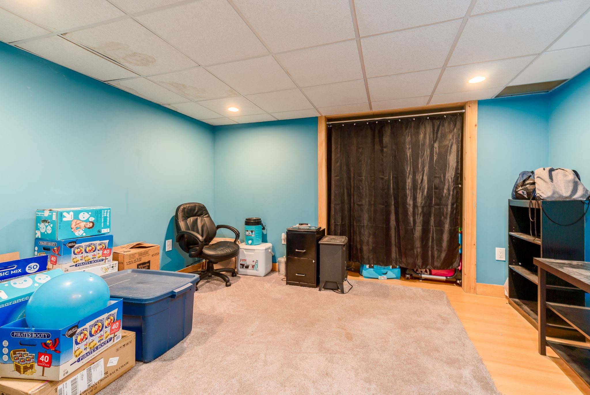 6 R Tiger Tail Circle, Unit RIGHT Derry, NH 03038 - Photo 23 of 29