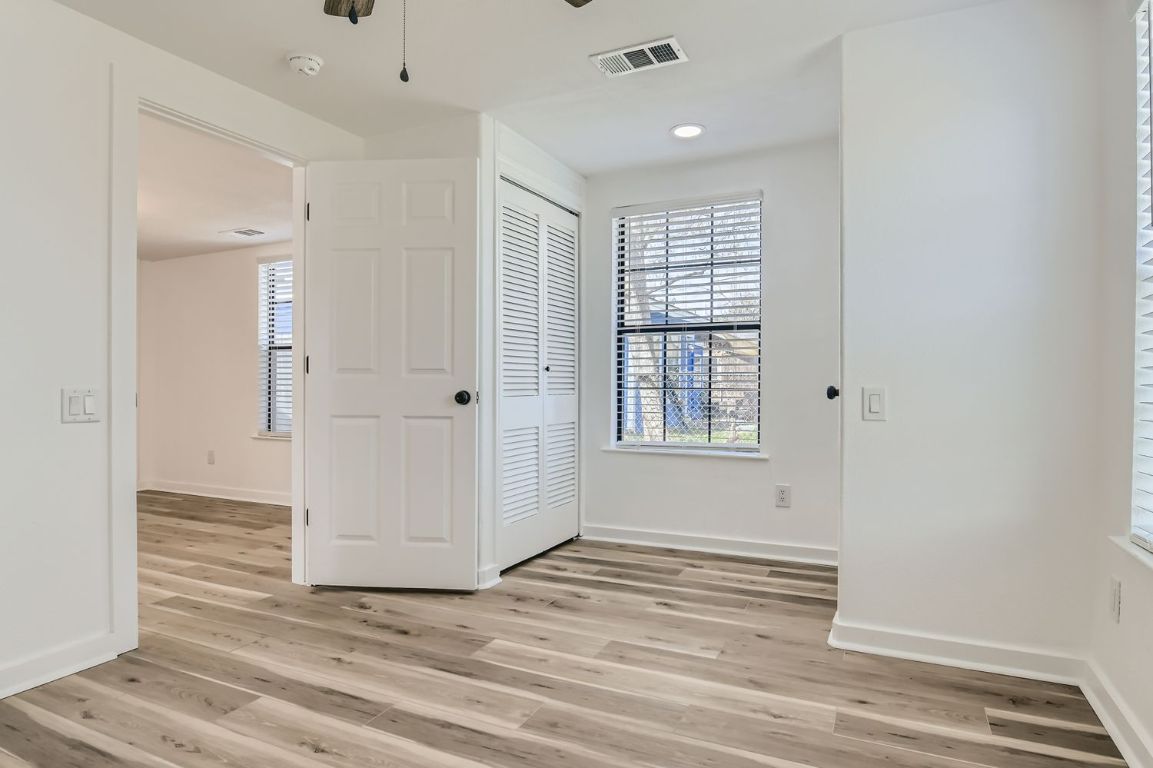 902 Hackberry Street Taylor, TX 76574 - Photo 22 of 29